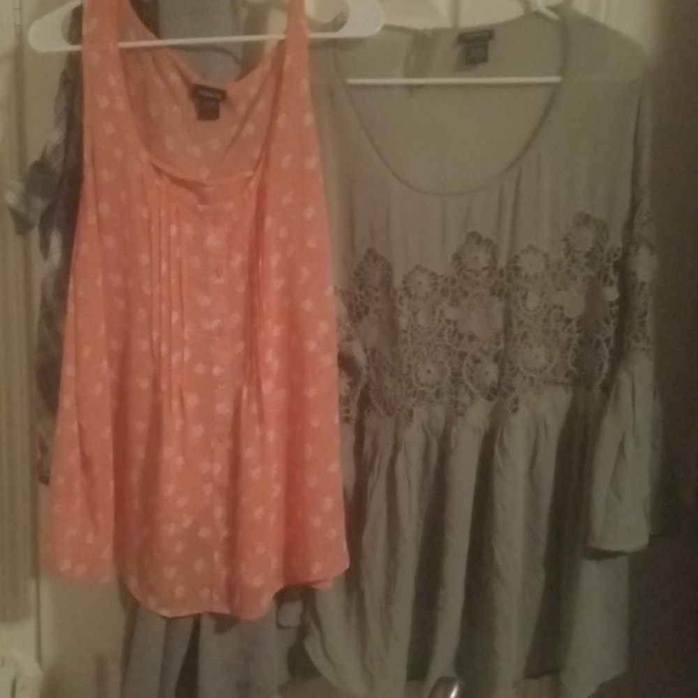 2 torrid tops